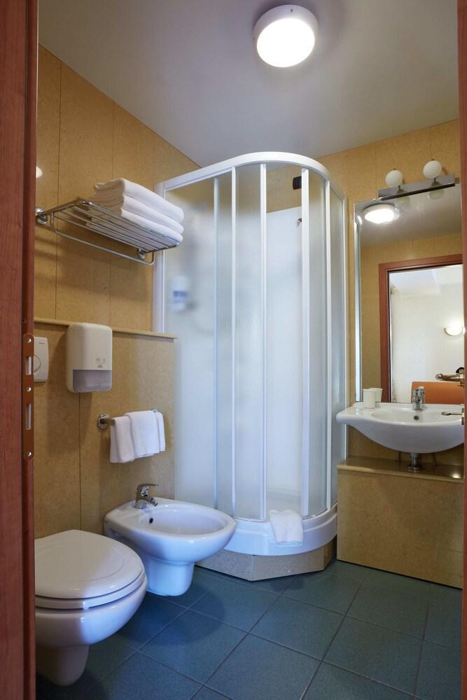 Liberty Hotel Turin Luaran gambar